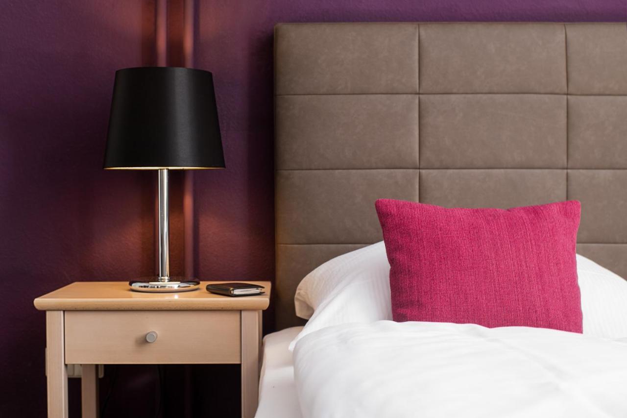 Double Room,1072306555:JPEG