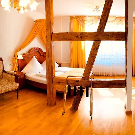 Hotel Rathausglöckel-3